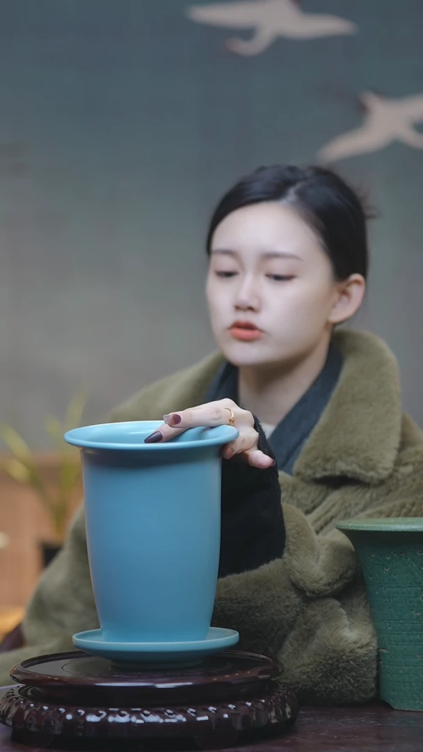 【闪购商品】陶瓷岸汀加水底