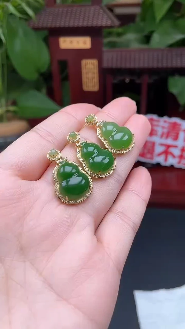 颈饰银S925镶嵌和田玉吊坠A035多样性发其一