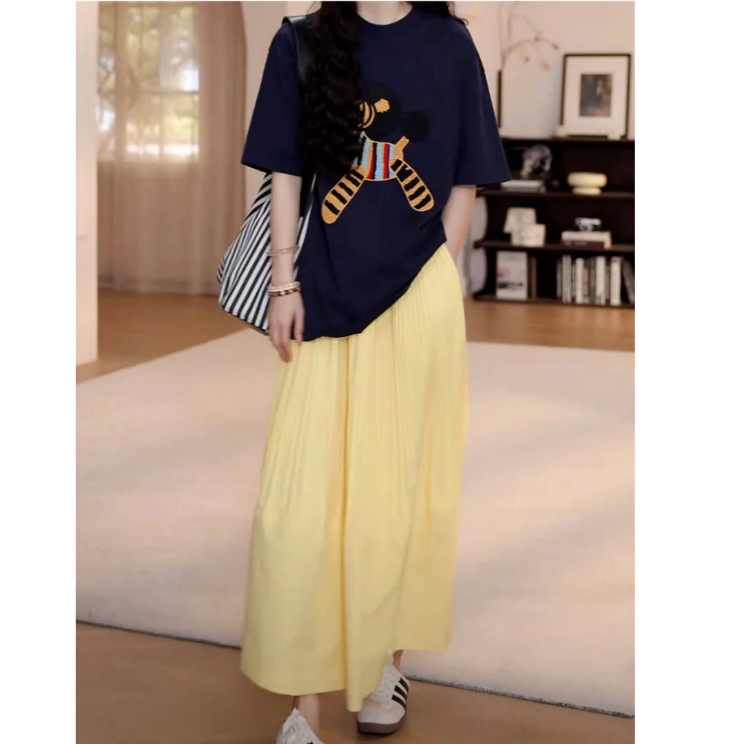 设计感气质多巴胺半身裙+显瘦减龄短袖T恤上衣女2025夏季两件套