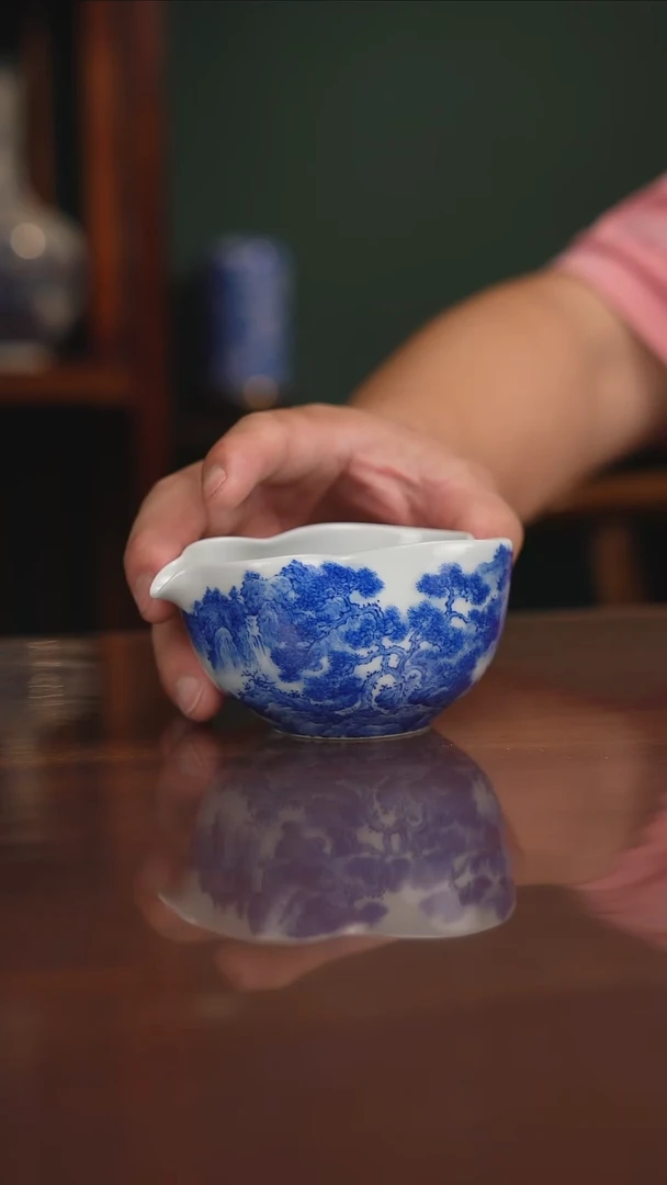 柴窑青花山水公道