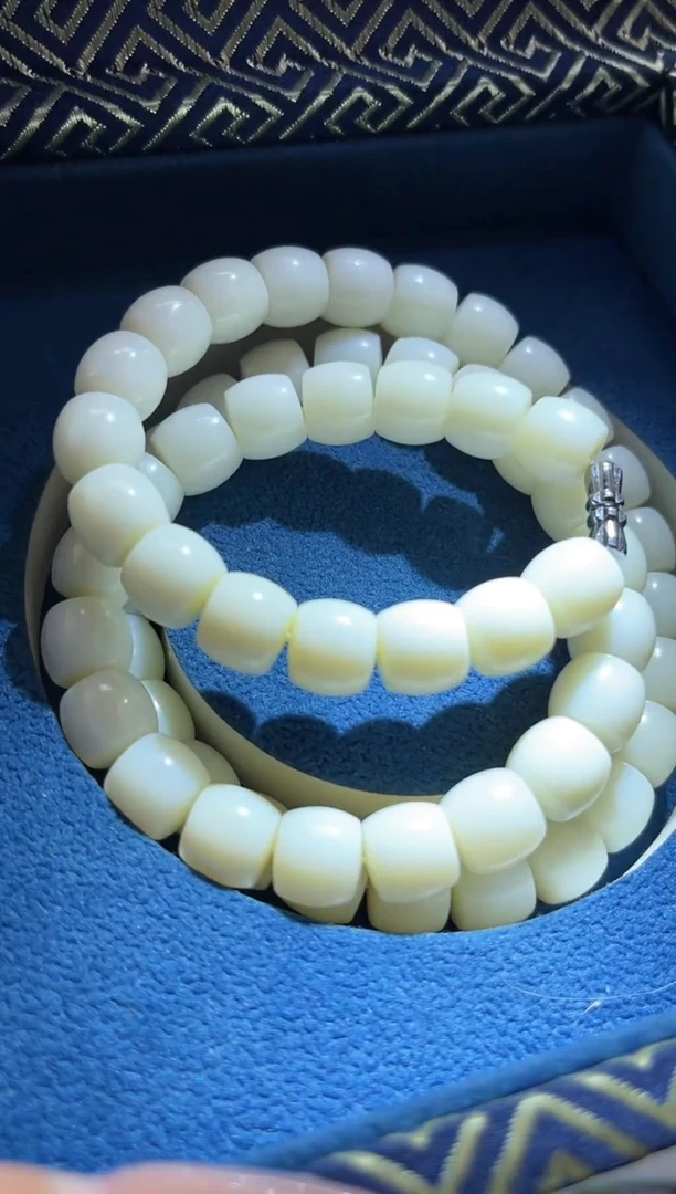 和田玉未镶嵌颈饰s975