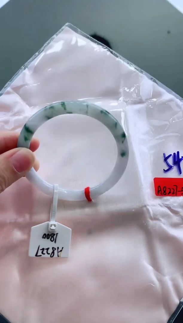 未镶嵌手镯翡翠54