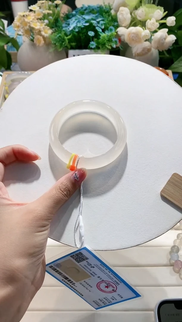 玛瑙/玉髓手镯未镶嵌139-