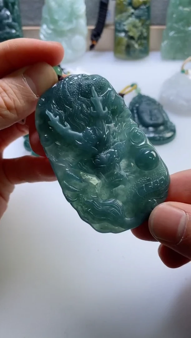 【闪购商品】翡翠挂件未镶嵌