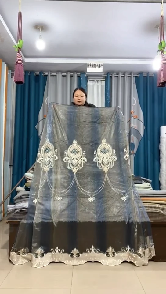 布成品窗帘   7*2.8米