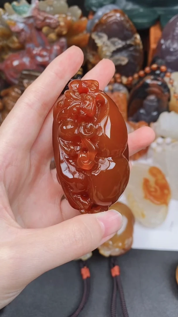 未镶嵌颈饰玛瑙/玉髓AA