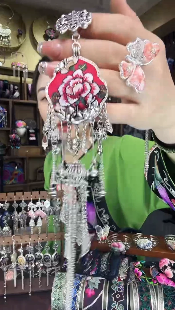 刺绣非遗刺绣民族风饰品