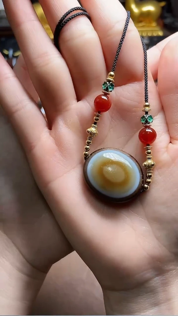 未镶嵌项链玛瑙/玉髓（覆膜）条纹玛瑙