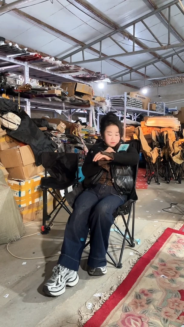 铁高背月亮椅    黑色