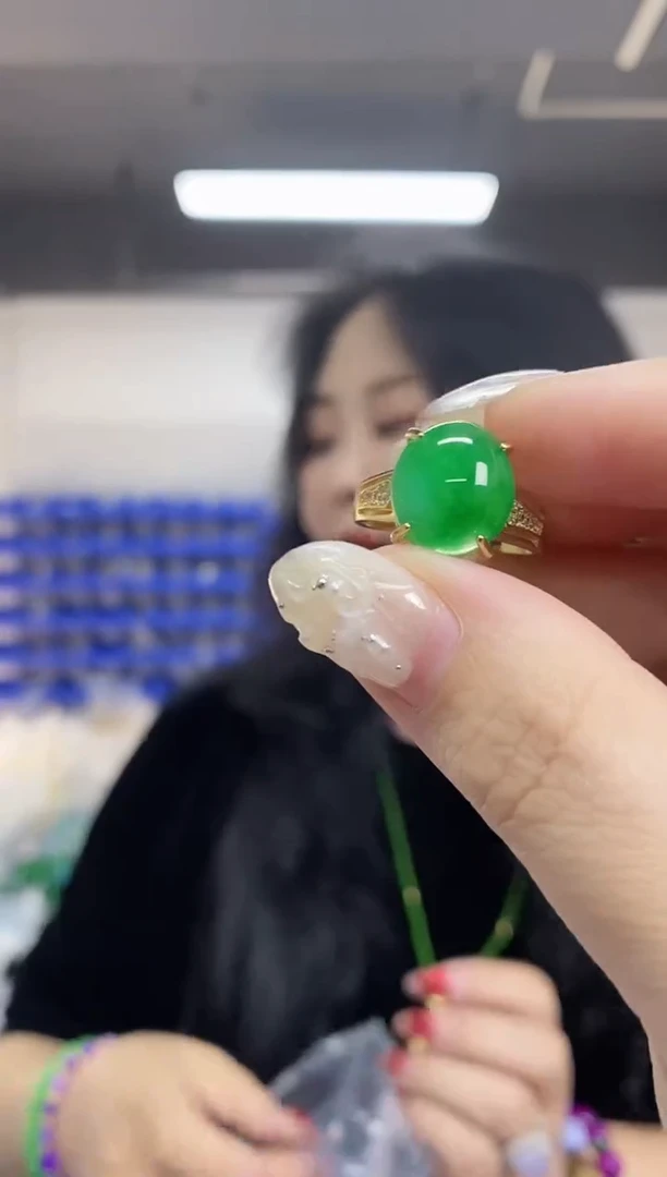 【闪购商品】翡翠戒指未镶嵌多样性发其一颜色微差