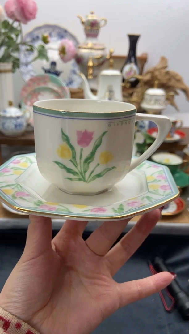 瓷片全新G咖啡杯谨慎参拍，防伪帖撕毁无售后