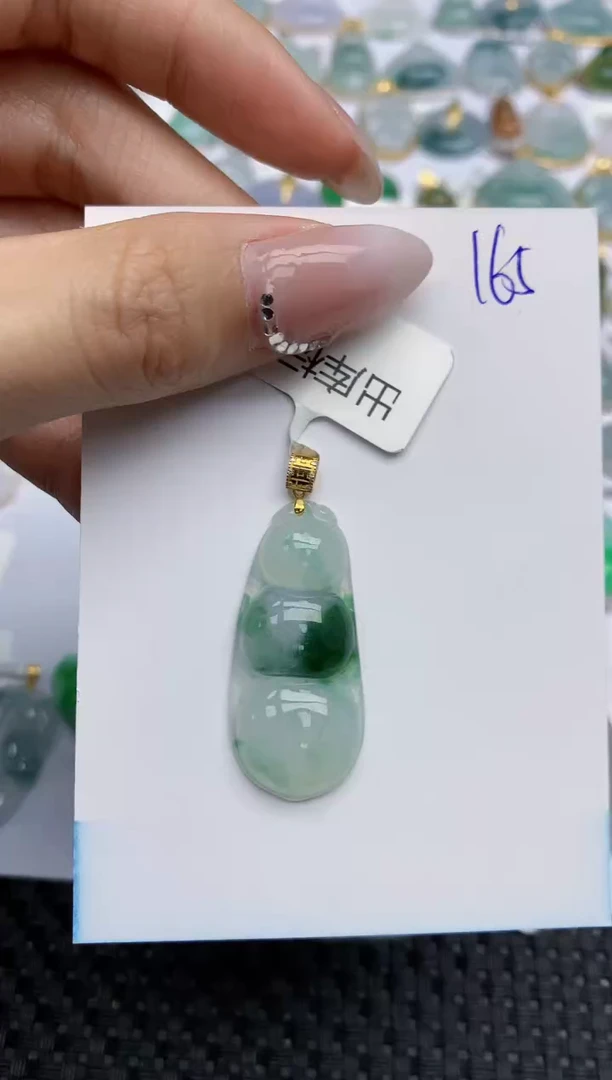 【闪购商品】翡翠颈饰18K金镶嵌天然翡翠A货