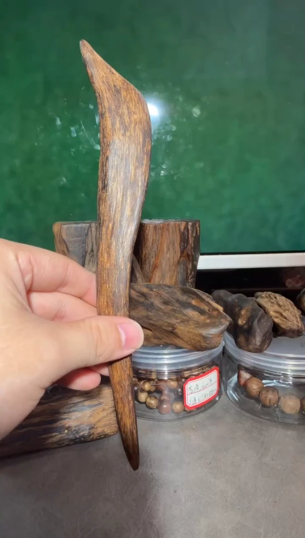 沉香手把件海南多样性发一