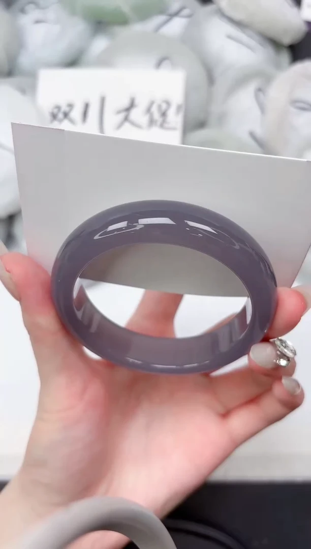 未镶嵌手镯石英质玉243-56.1