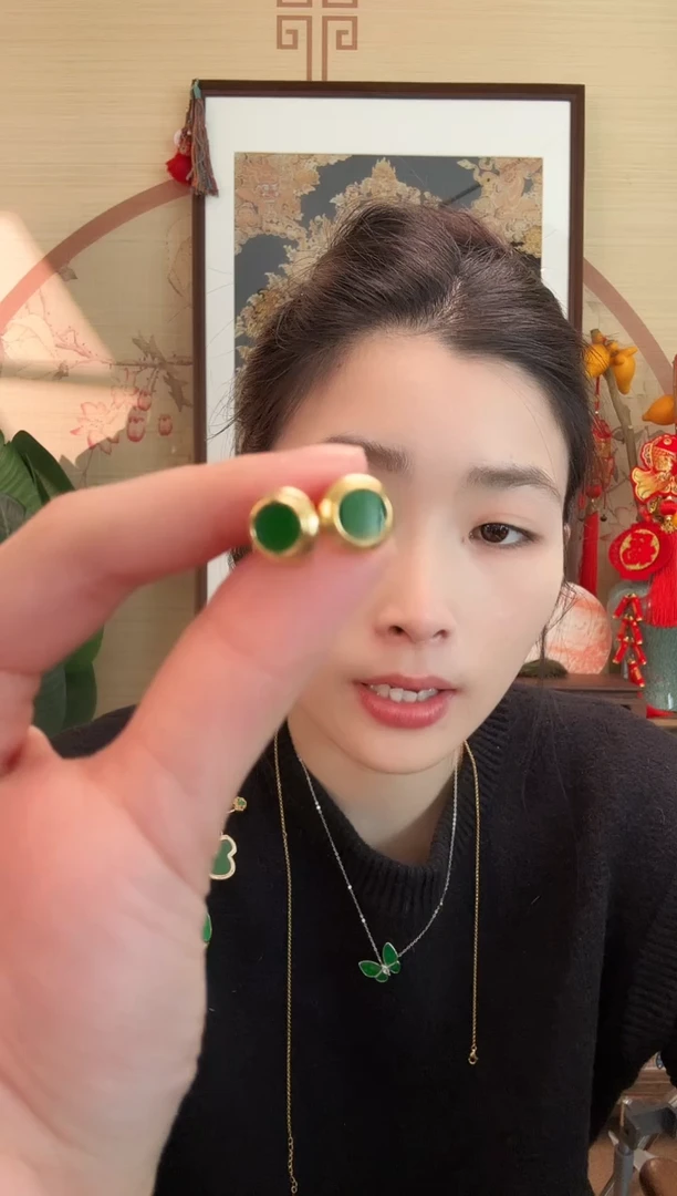 颈饰银S925镶嵌翡翠耳饰