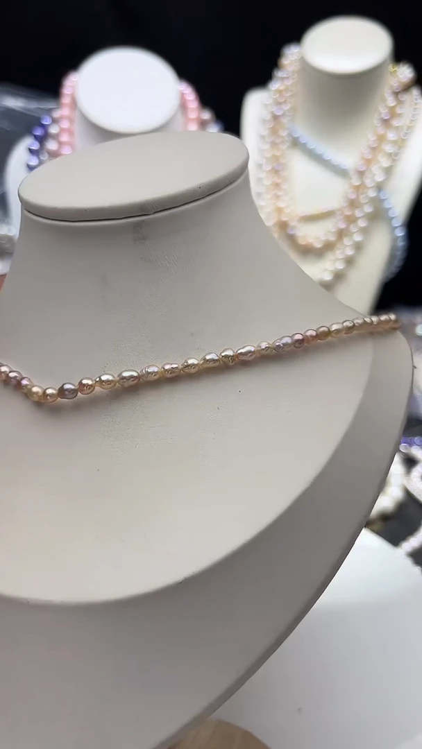 淡水珍珠未镶嵌颈饰多人