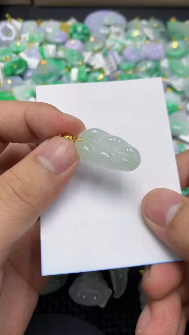 颈饰未镶嵌翡翠天然缅甸翡翠A货