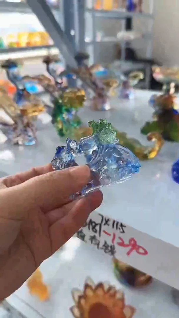 手工艺品琉璃貔貅