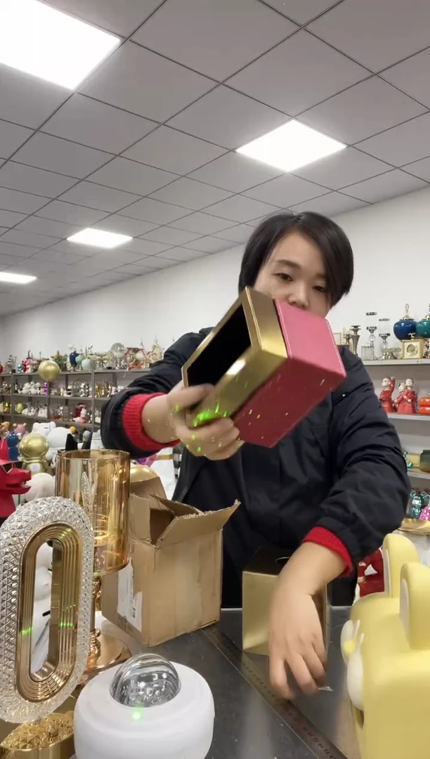 【闪购商品】悦美红色皮质单收纳盒