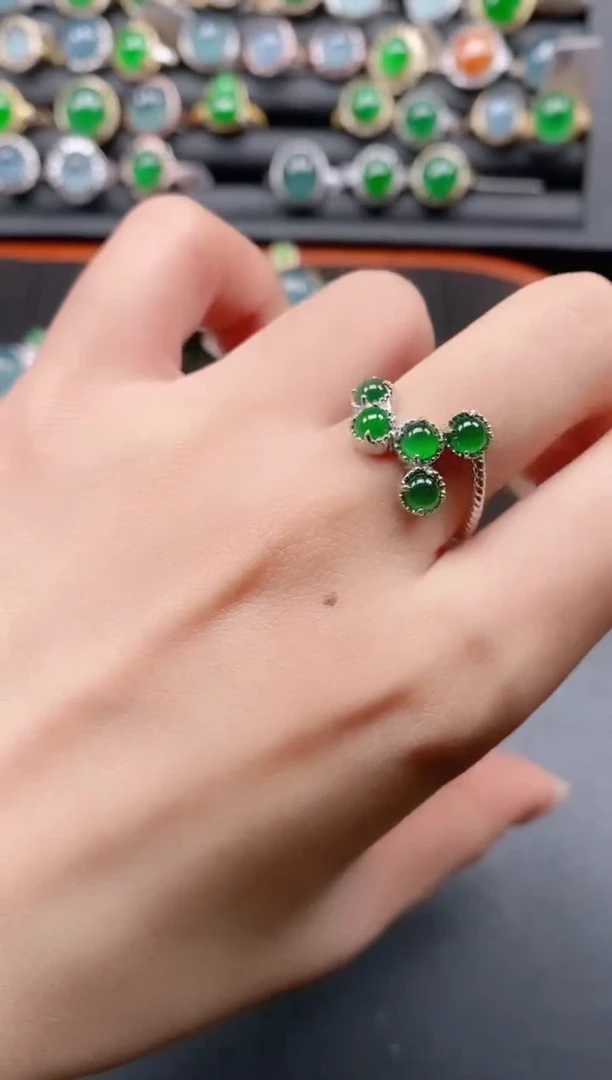 银S925镶嵌戒指翡翠111