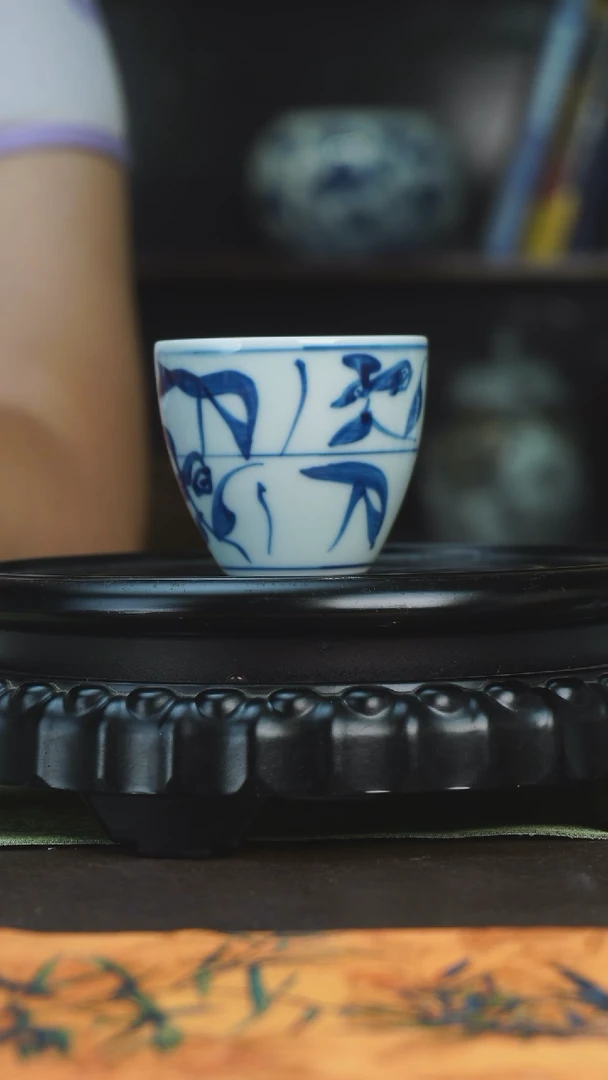 杯子景德镇柴窑手绘刀子纹杯子