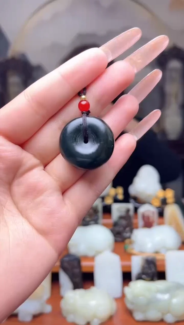 【闪购商品】和田玉吊坠未镶嵌81