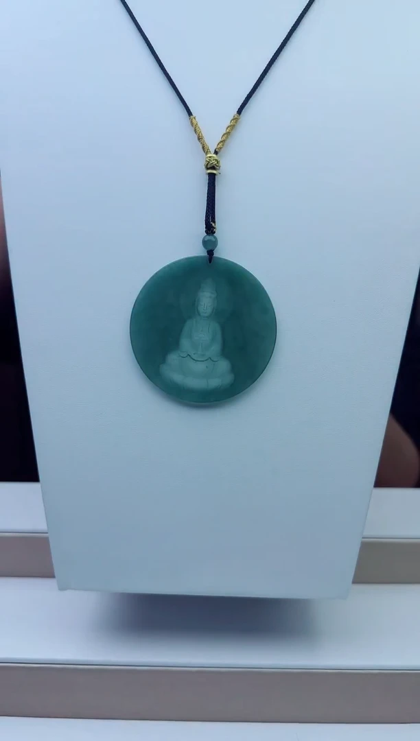 颈饰未镶嵌翡翠多样性发其一