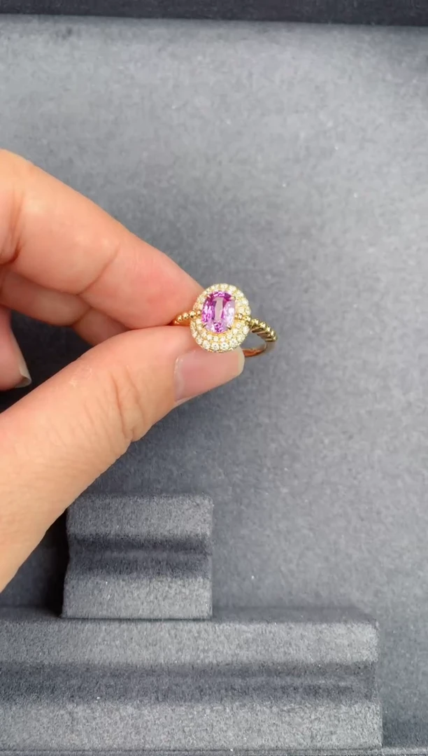 戒指彩色蓝宝石18K金镶嵌1.5ct粉蓝宝GD