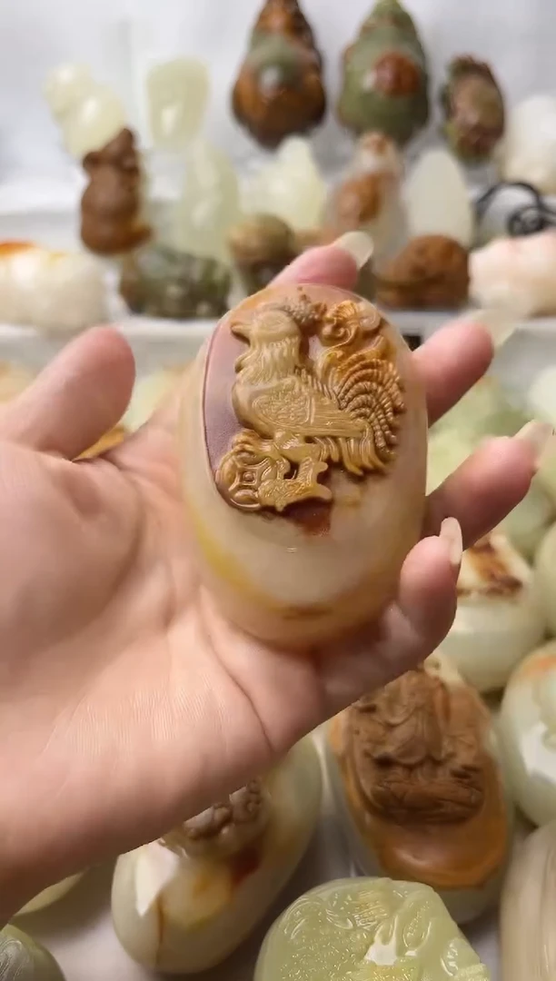 石材方解石手把摆件不退换鸡