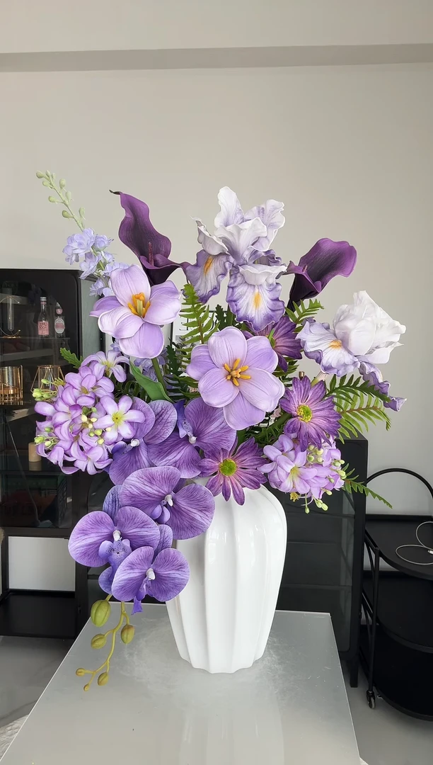 紫色花束+陶瓷花瓶（成品发货）直播间专属福利