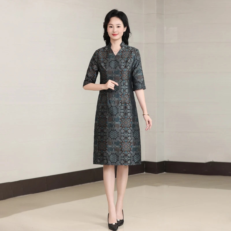 25Q01-07宋锦连衣裙女新中式轻奢高级感V领显瘦妈妈晚宴场合女装