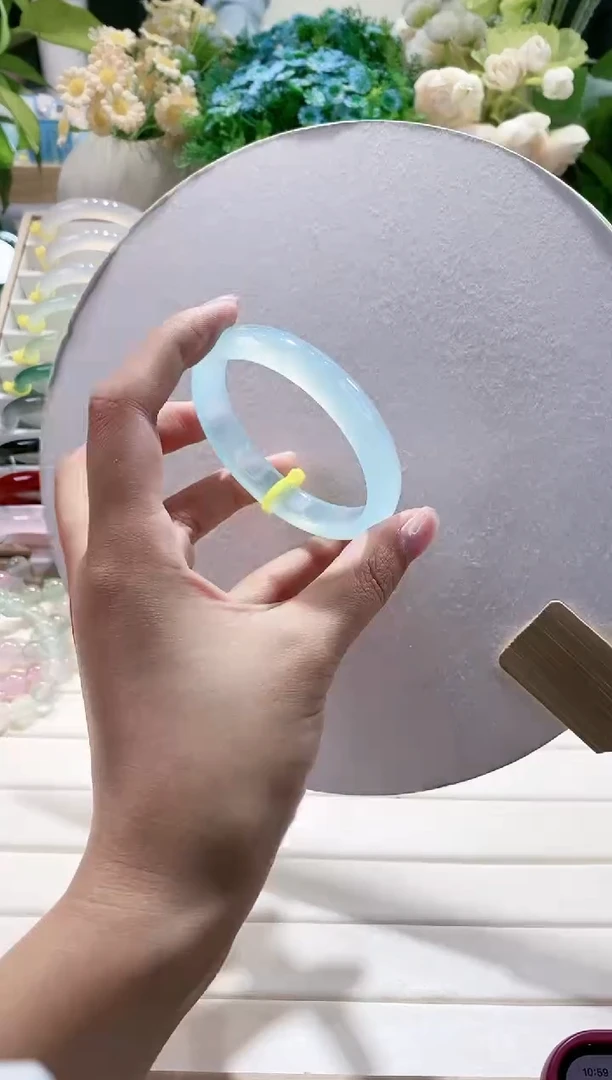 手镯玛瑙/玉髓未镶嵌67-55.6