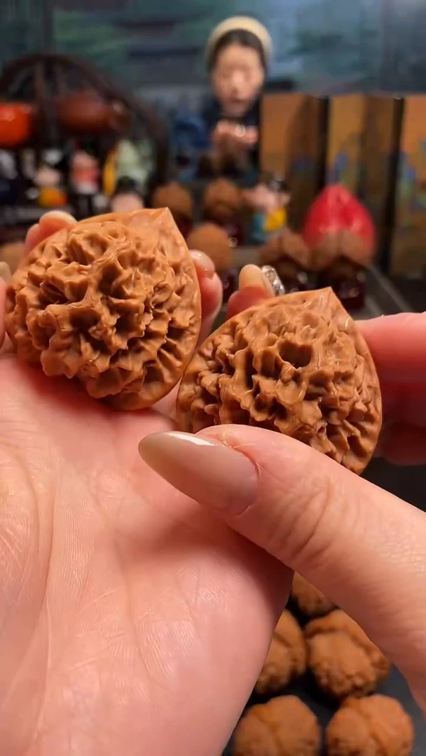 【闪购商品】文玩核桃把件C 33帝王43尺