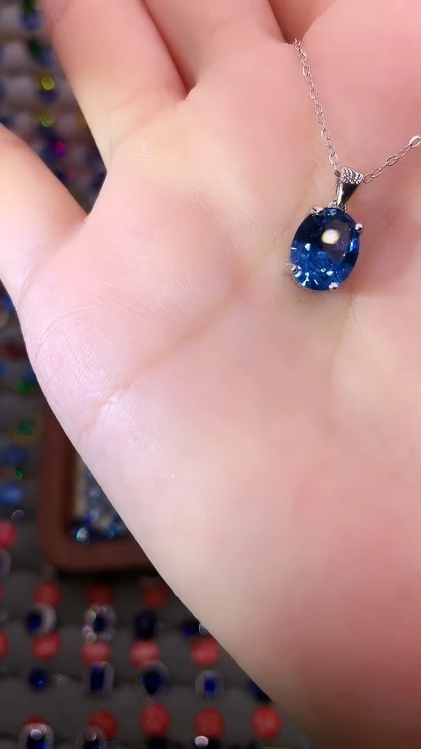 海蓝宝石吊坠(赠链)银S925镶嵌.......