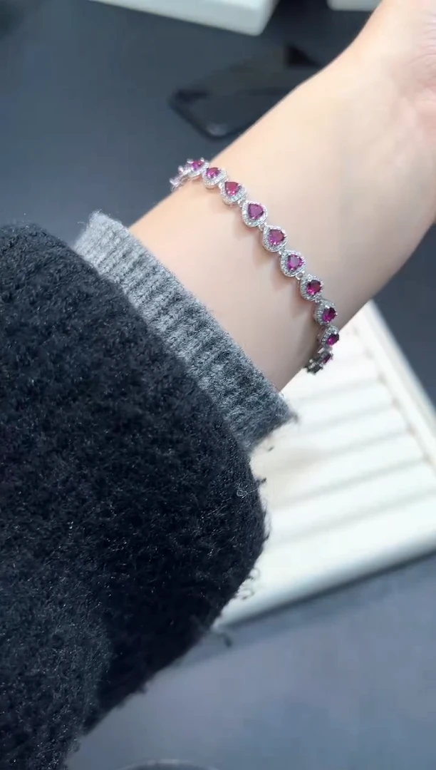 【闪购商品】石榴石手链银S925镶嵌81E多样性发其一/1条