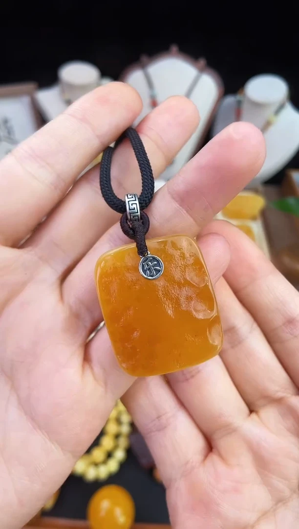 琥珀未镶嵌珠宝奇石柒月