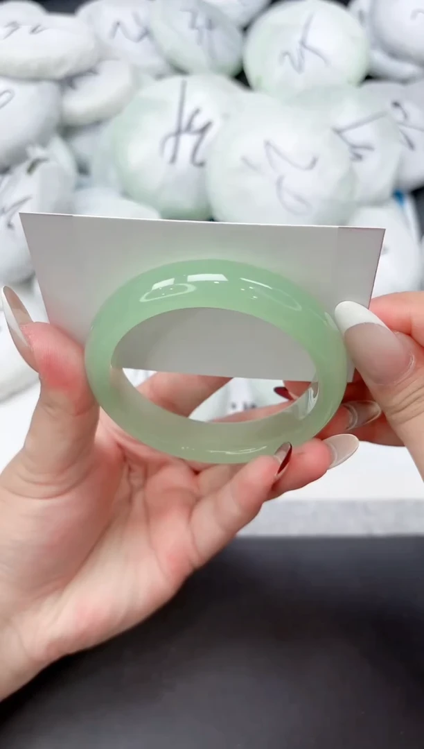 未镶嵌手镯石英质玉334-58.5