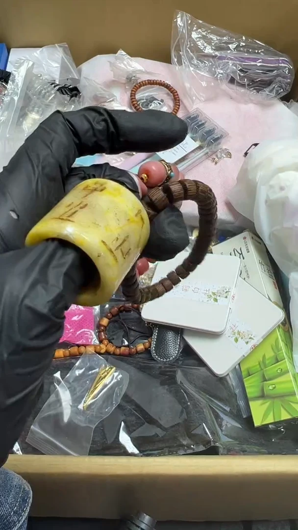 手工艺品琉璃S*?瓷片瓷片瓷片瓷片