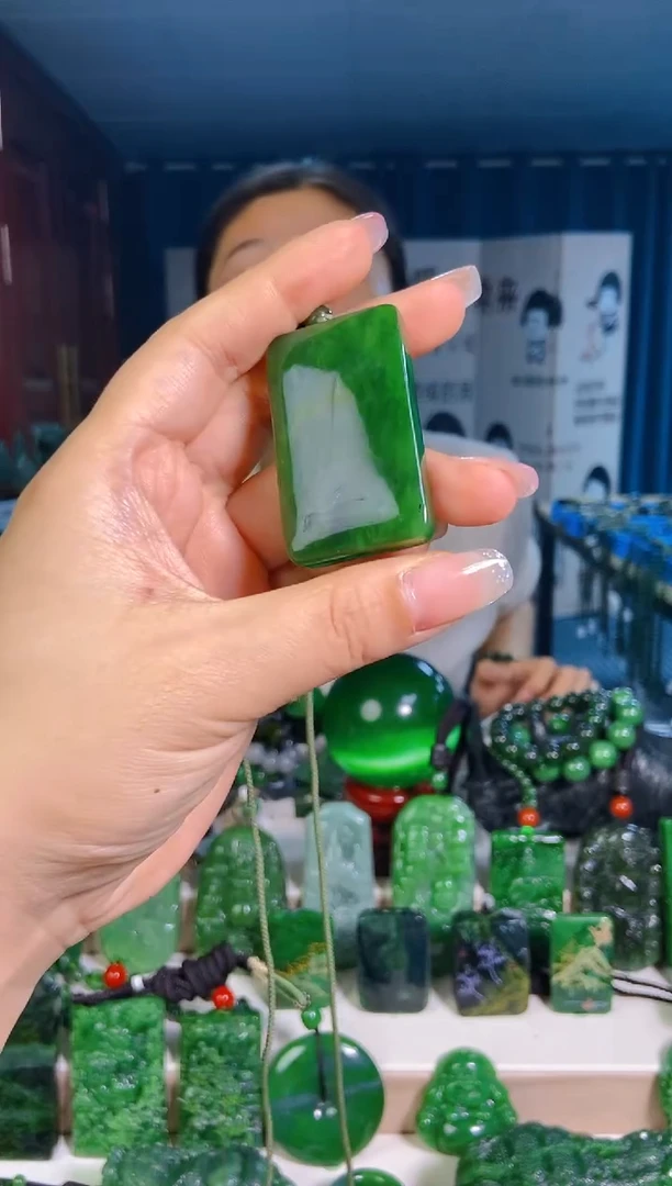 和田玉未镶嵌挂件1