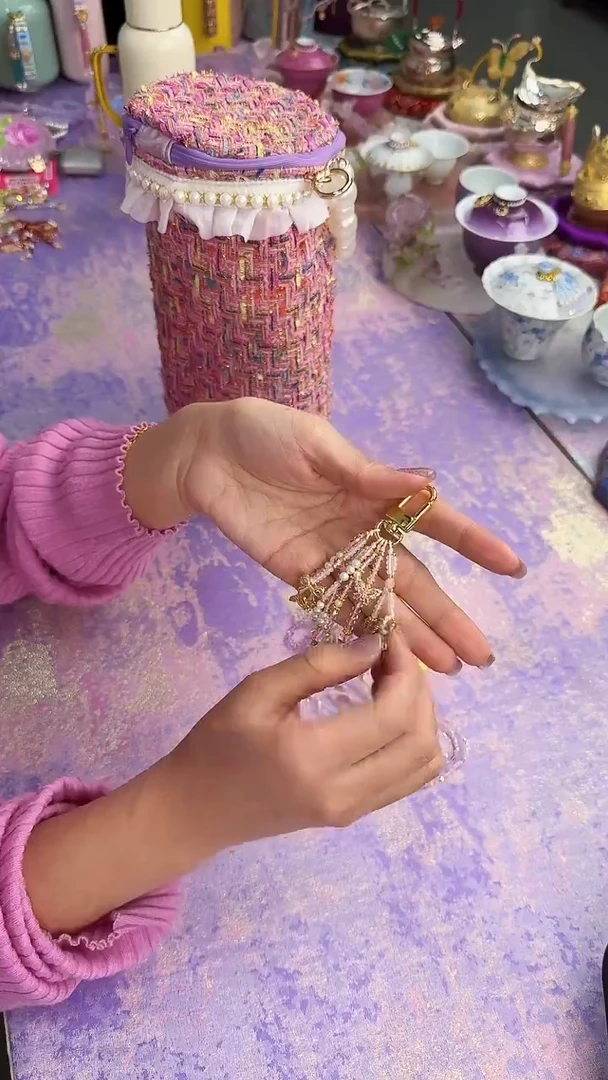 21粉水晶流苏