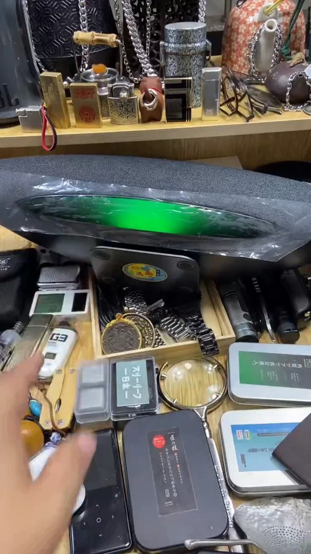 瓷片闪购商品  如图所示
