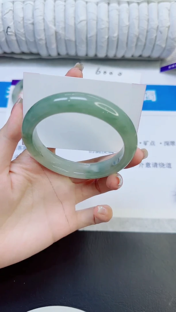 石英质玉手镯未镶嵌73/62.4