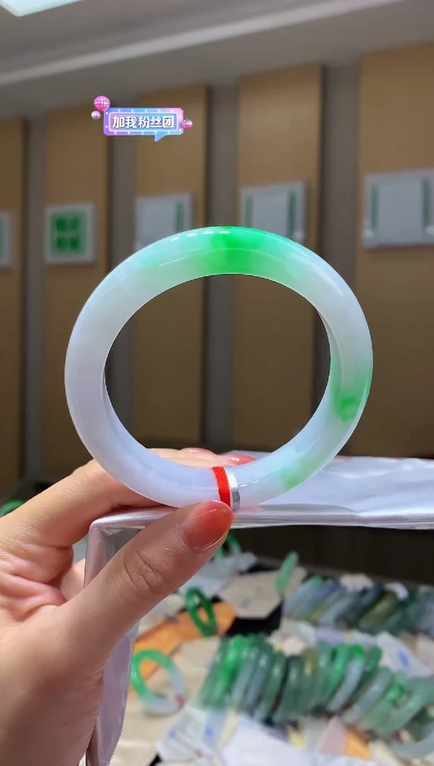 未镶嵌手镯翡翠-C9 圈口62.6 全款9.8万 定金2万