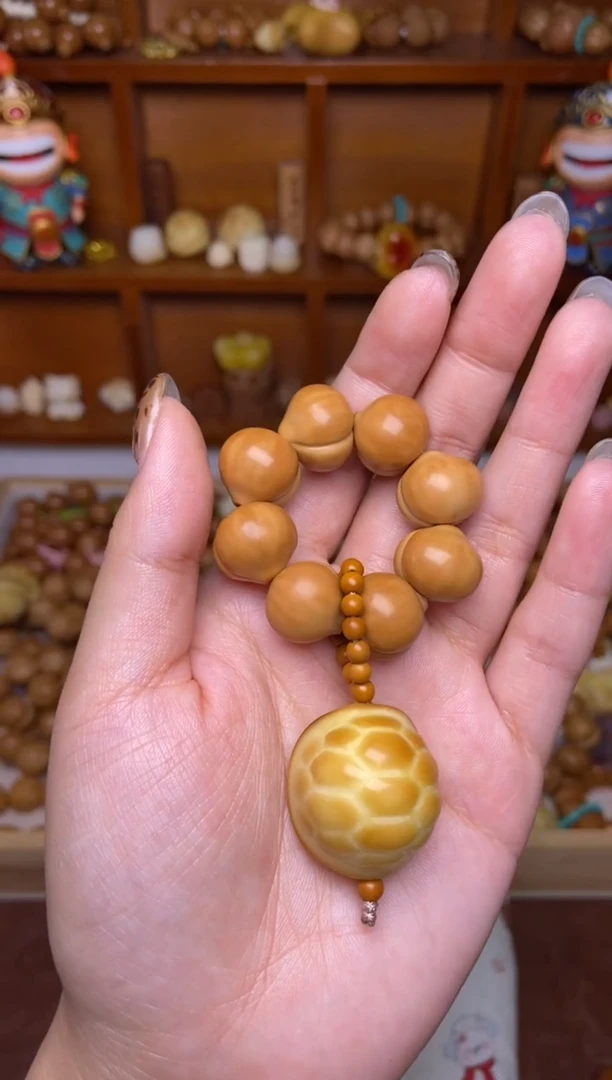 吊坠猴头核桃高定柯基屁桃富甲手捻