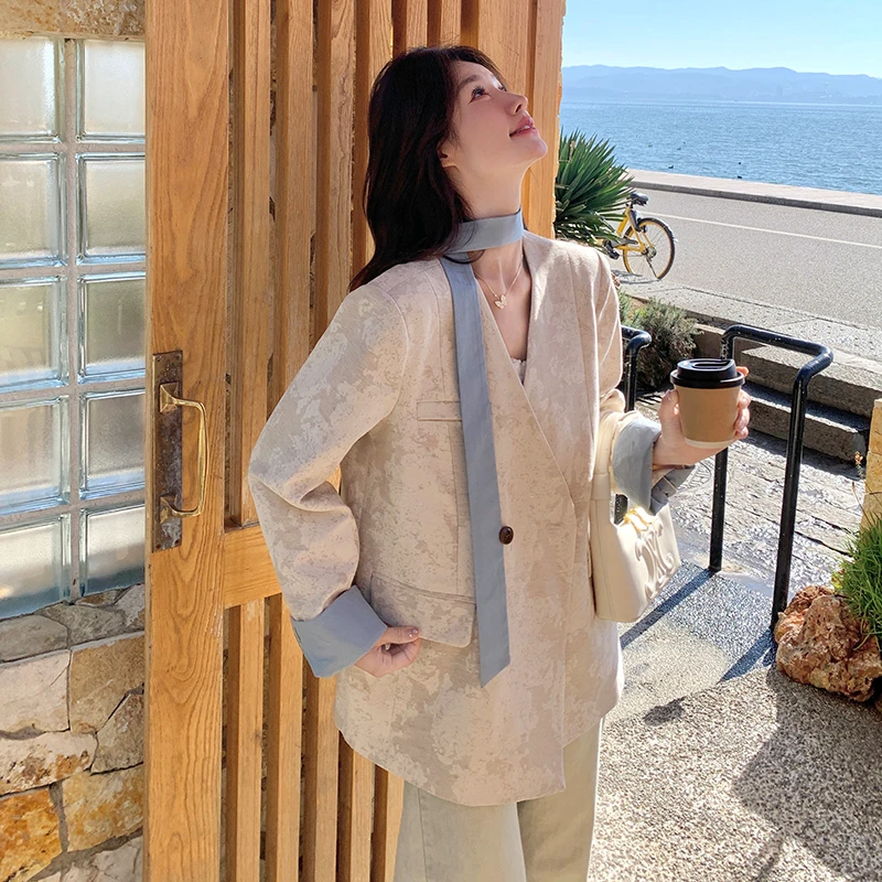 新中式国风米杏色提花飘带西装外套女2025秋季新款高级感拼色西服