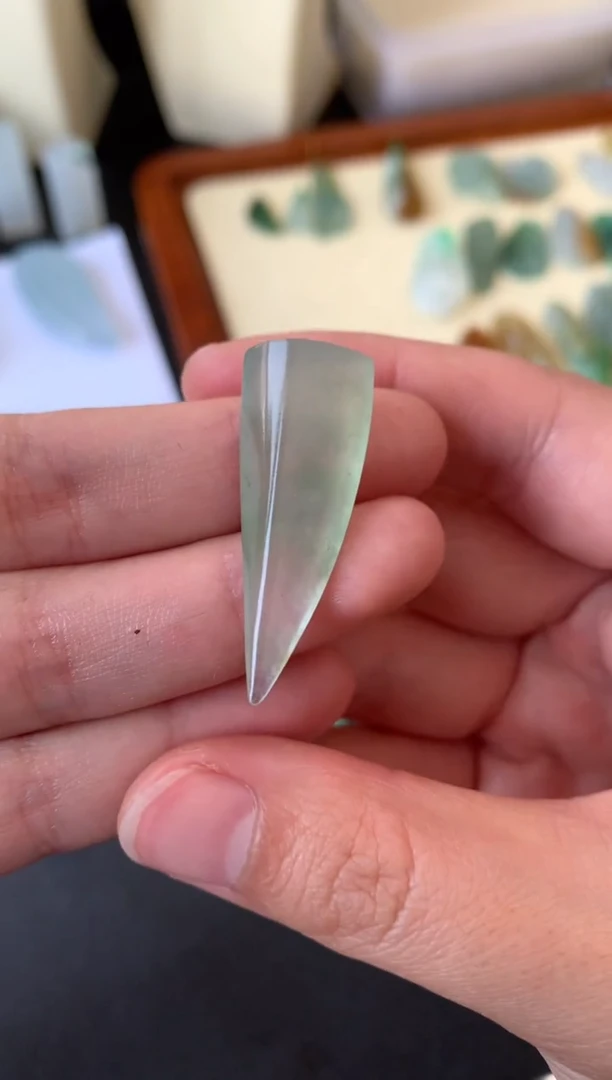 【闪购商品】定制翡翠未镶嵌翡翠