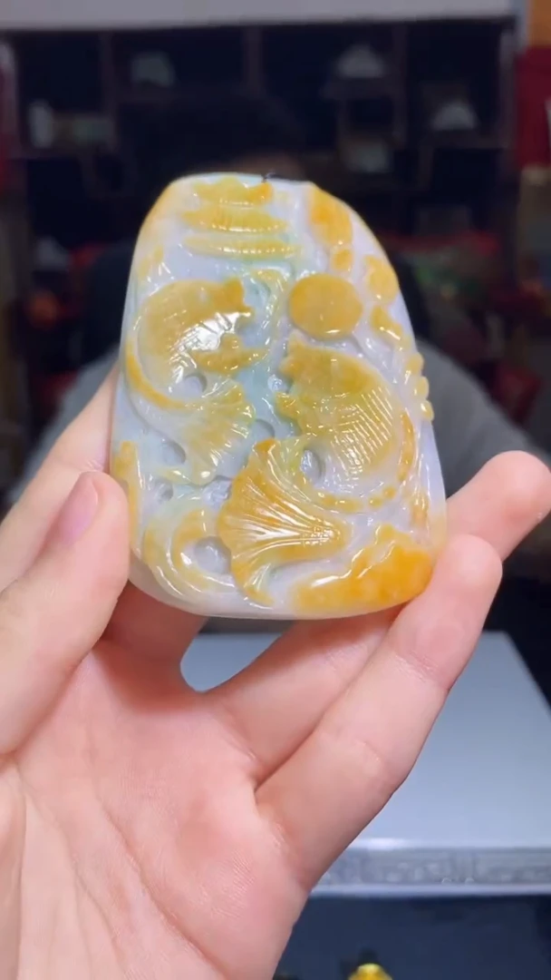 翡翠未镶嵌吊坠(不含链)E64