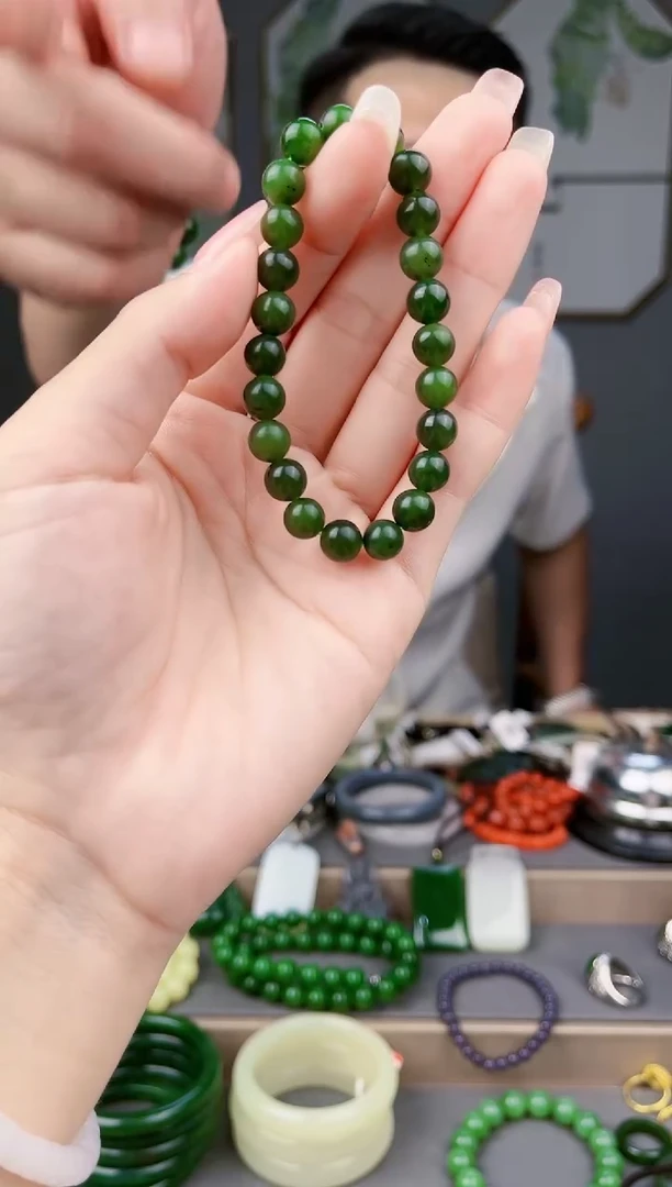 玉润***9多样性发货拍一单发一个