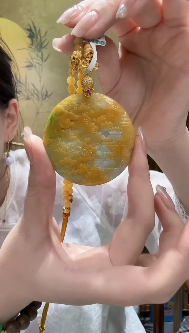 颈饰未镶嵌翡翠吊坠