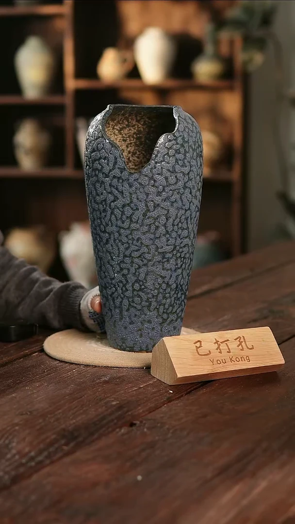 摆件17-211高35缺口15误差2已打孔瑕疵